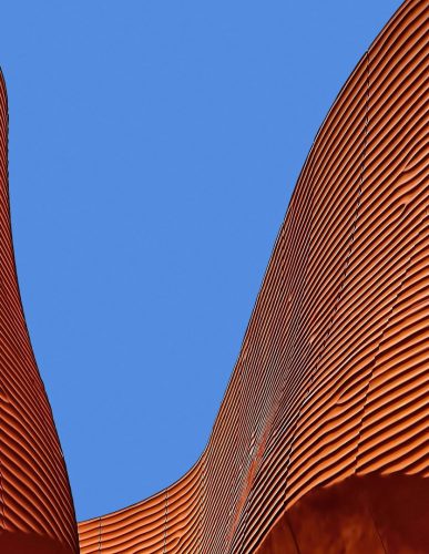 Romada Tron House Design